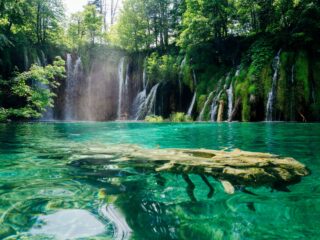Billig Rejsedestination Kroatien - Kroatien-Plitvicka-Jezera-smukke-nationalpark