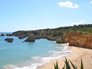 Billig Rejsedestination Portugal - Portugal-Algarve-smukke-strande